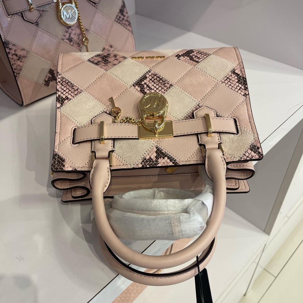 MICHAEL KORS Hamilton Sm Patchwork Snake Embossed Satchel Crossbody
Powder
NWT - Picture 8 of 16